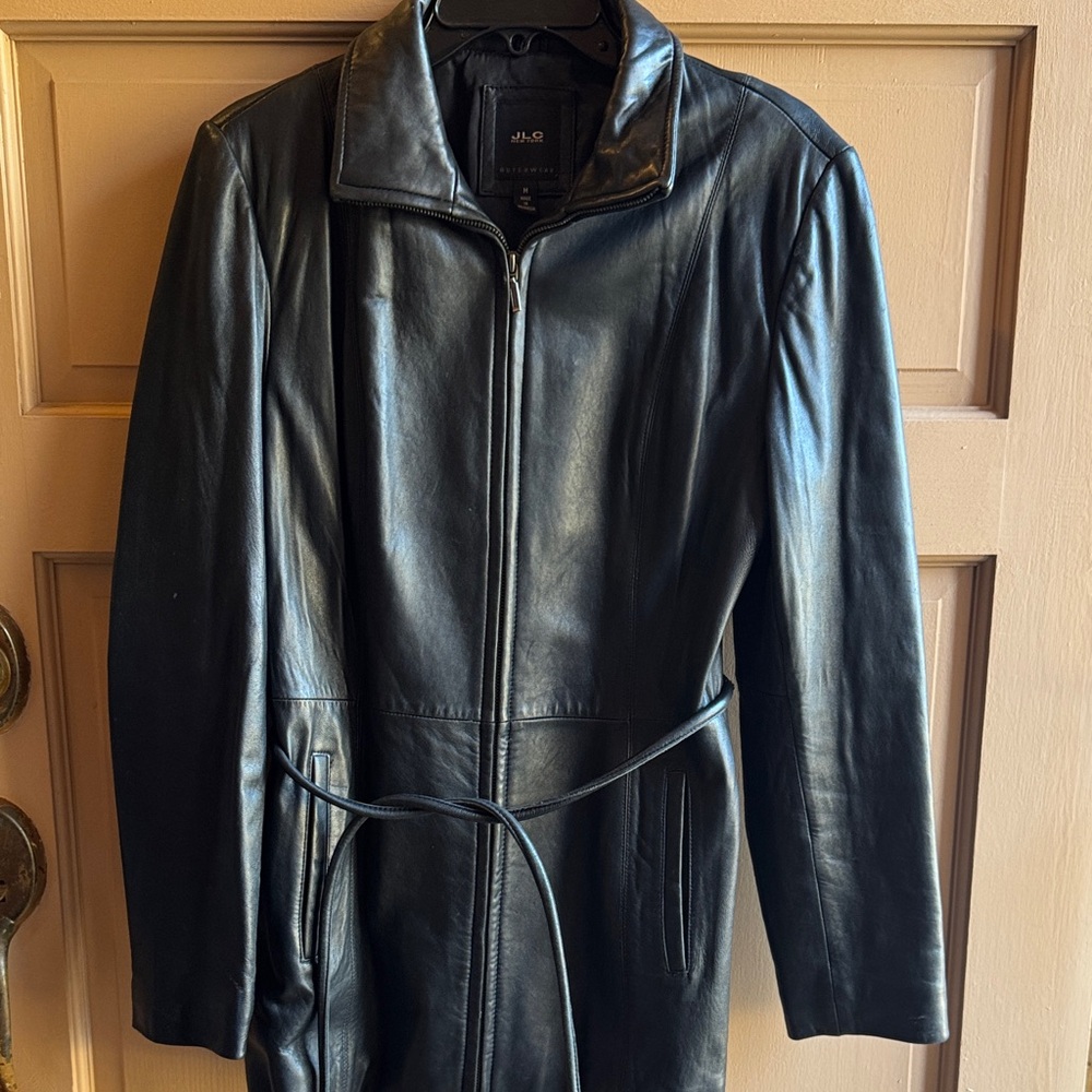 Stylish Black Leather Jacket